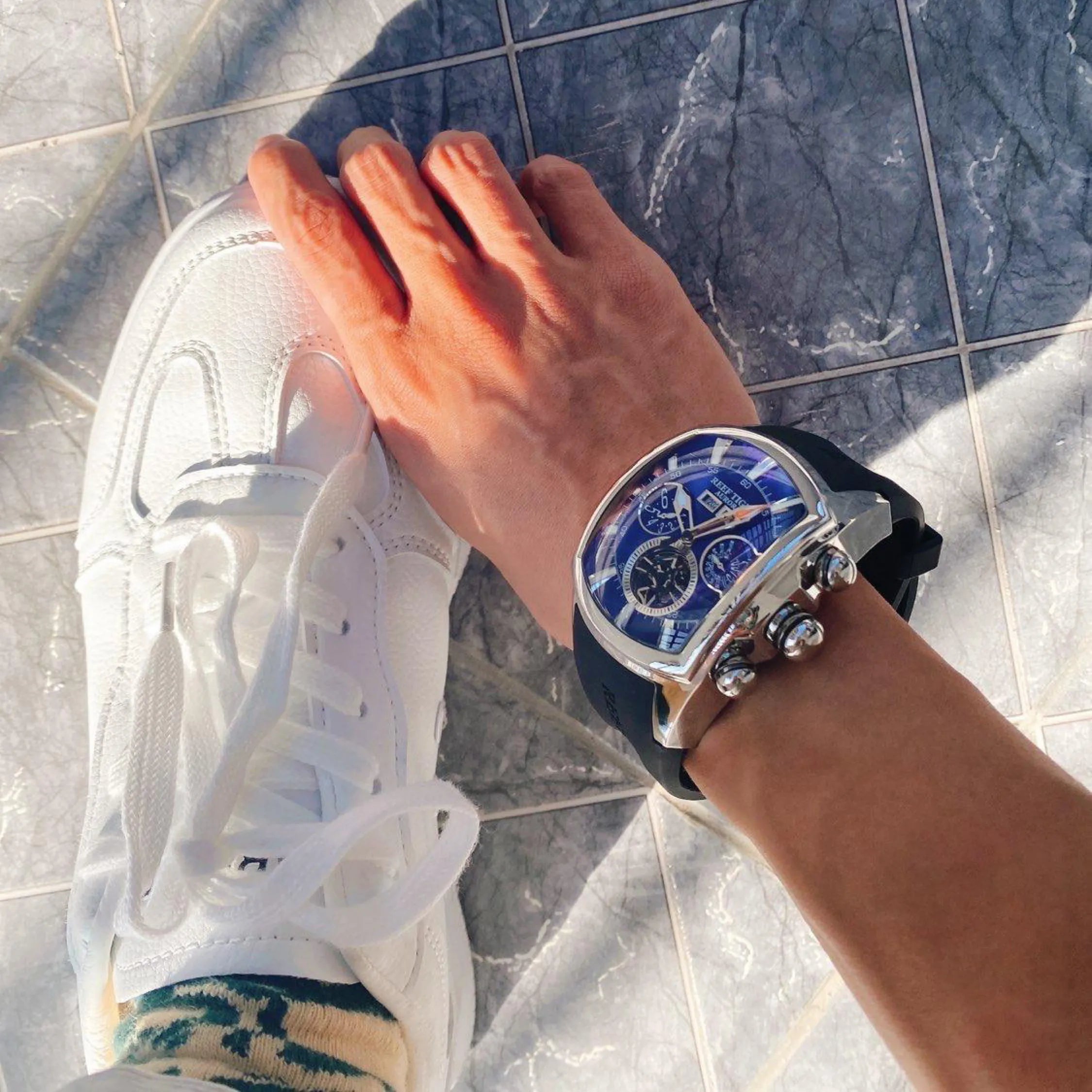 Sapphire Wave Luxury Tourbillon Flagship Timepiece